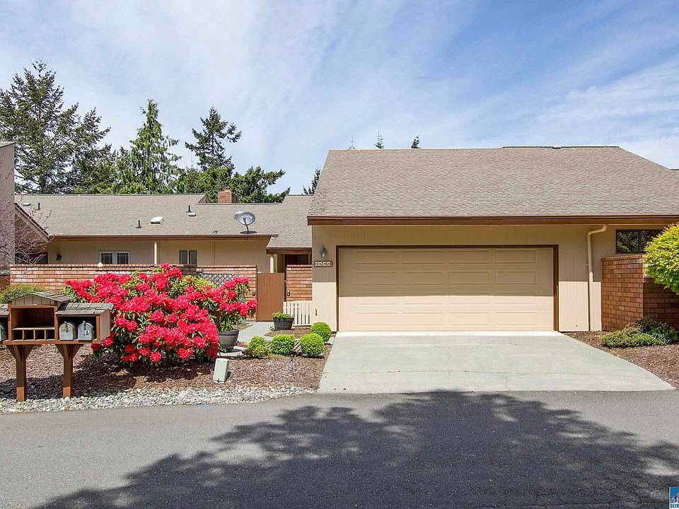 1st image of 126B Hilltop Dr