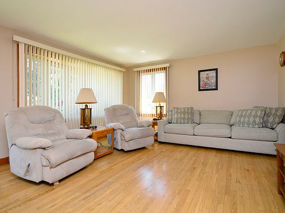 2nd image of 4442 Emerson Ave