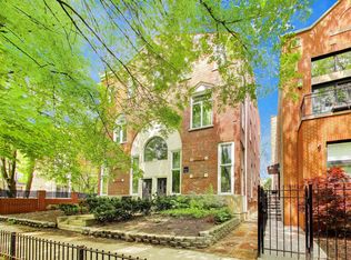 1050 W Webster Ave APT 2W, Chicago, IL 60614