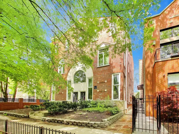 1050 W Webster Ave APT 2W, Chicago, IL 60614