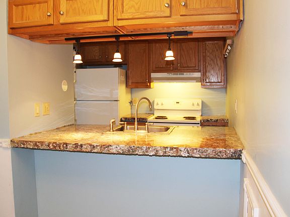 3rd image of 4645 Merrimar Cir E APT C