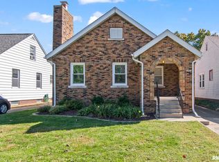 2440 S 7th St, Springfield, IL 62703