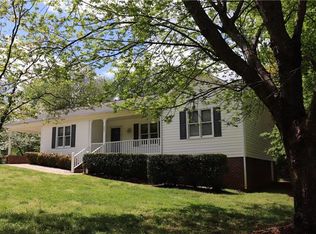 203 Clover Church Rd, Granite Falls, NC 28630