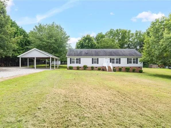 87 Whitestone Dr, Ruffin, NC 27326