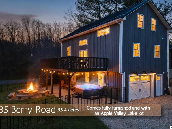 735 Berry Rd, Howard, OH 43028