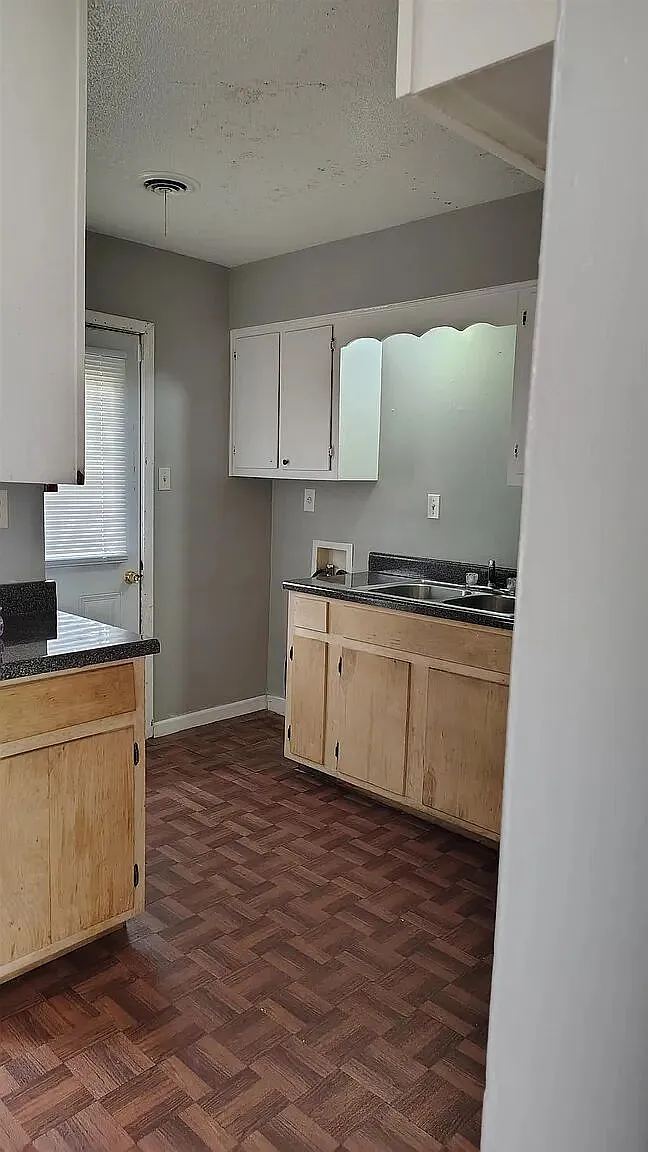 3740 Parrot Cove - 1 — Photo 2