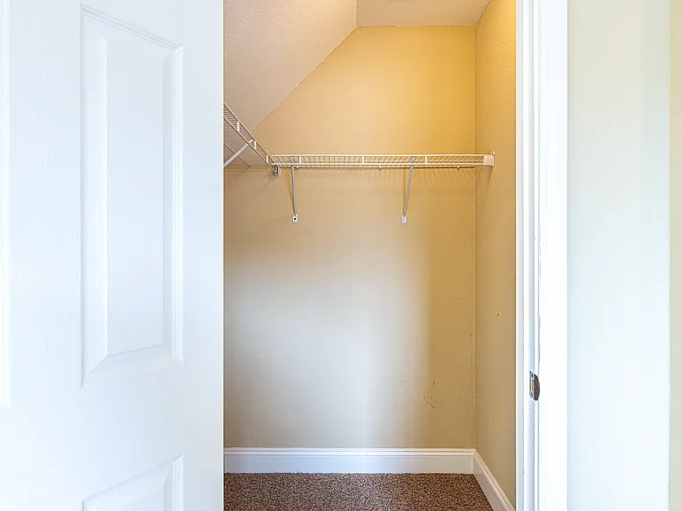 7211 Remagen Ln — Photo 21