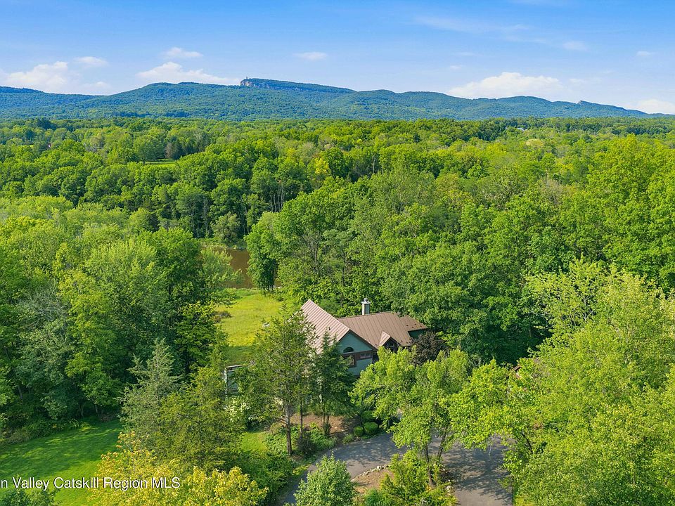 1st image of 25 River Park Drive