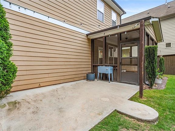 5th image of 1585 Habershal Rd NW