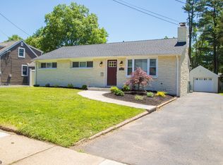 567 Greenbrook Rd, North Plainfield, NJ 07063