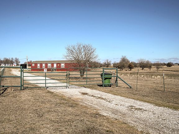 3rd image of 395640 W 2940th Dr