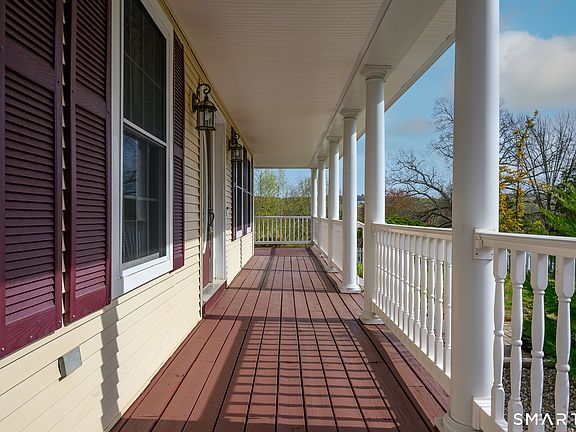 3rd image of 63 Pautipaug Hill Road