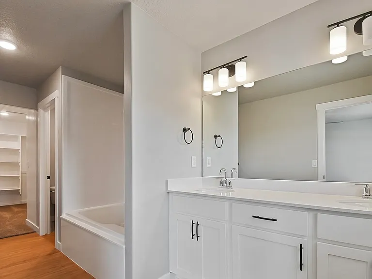3525 S 4250 W — Photo 7