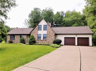 109 Stratford Dr, Butler, PA 16002