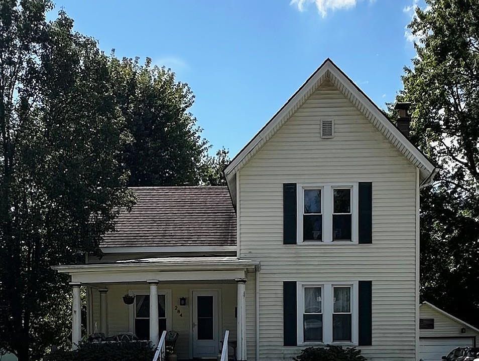 1st image of 284 E Saint Clair St