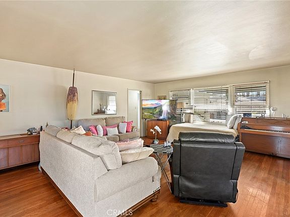 5th image of 8905 Arrington Ave