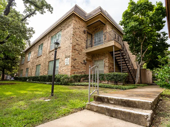 4403 Bellaire Dr S APT 222, Fort Worth, TX 76109