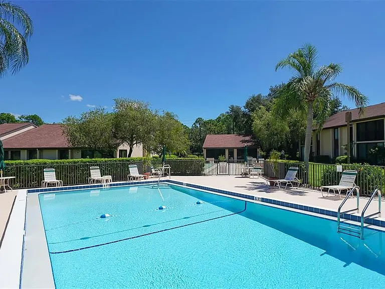 6281 Timberlake Dr #H6 — Photo 44