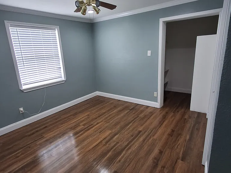 4403 Harvey Dr — Photo 4