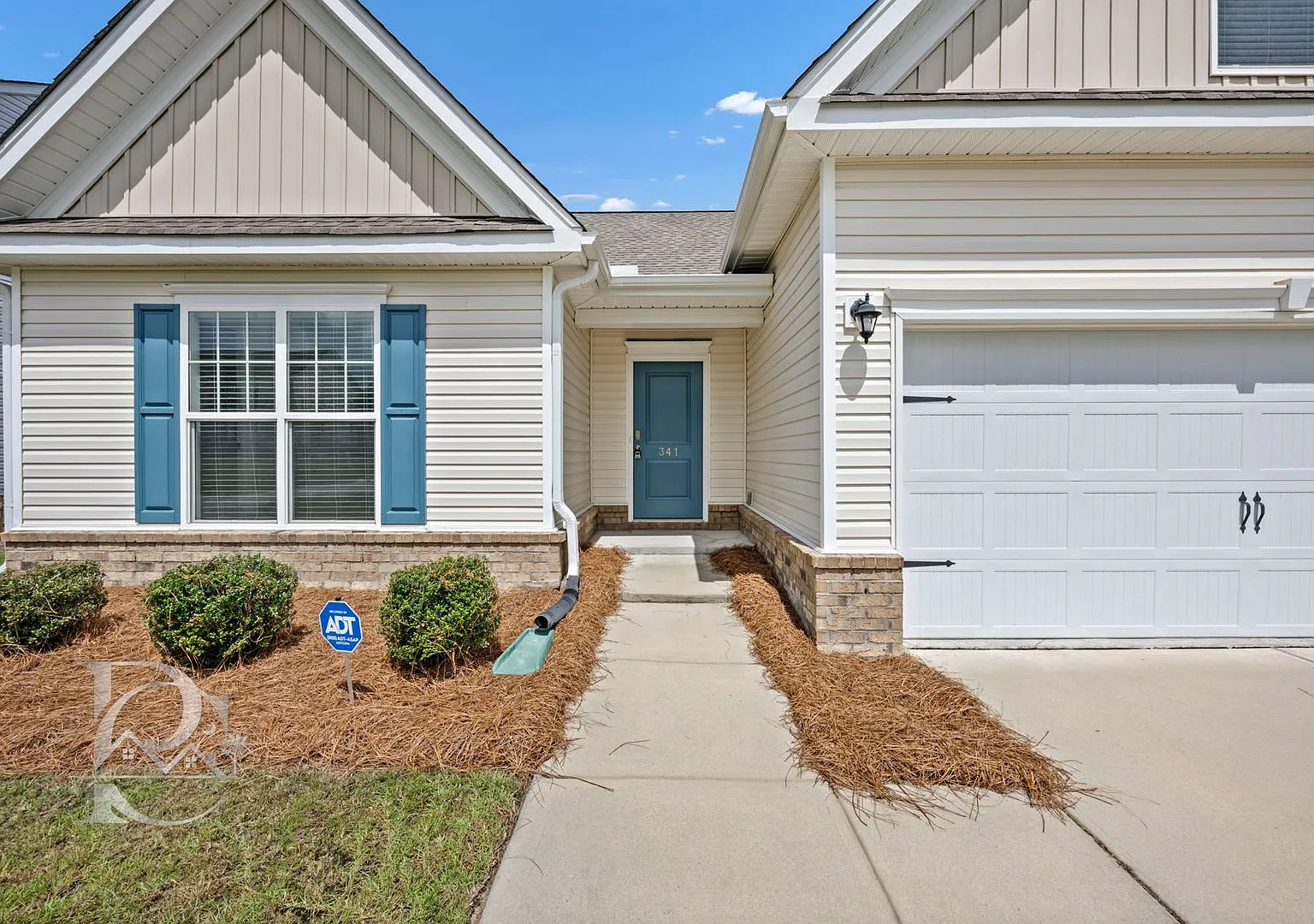 The Perfect Home In Timmons Pond — Photo 2
