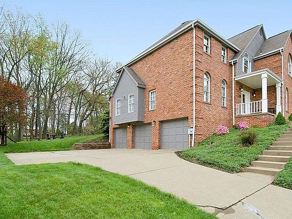 3rd image of 2516 Matterhorn Dr