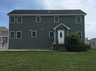 10 Ellis Rd, East Haven, CT 06512