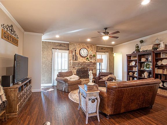 4th image of 146 Forest Creek Cir