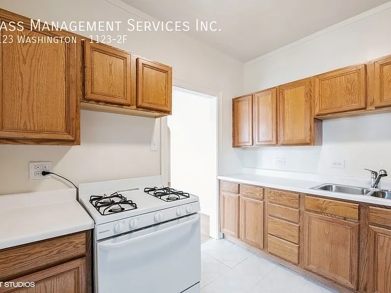 400-14 S Maple Ave/1119-29 Washington — Photo 5