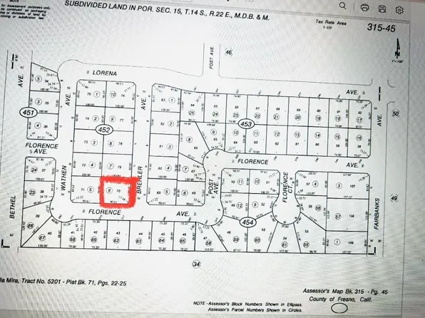 11 N Brehler Ave, Sanger, CA 93657