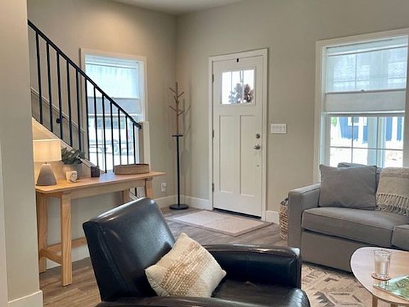 5th image of 245 Pello Ln