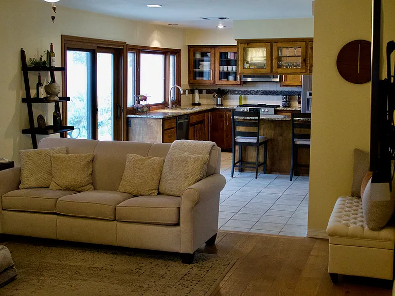 12413 Morocco Rd NE — Photo 5