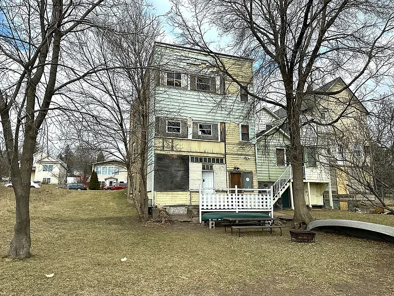 308 E 5th St — Photo 15