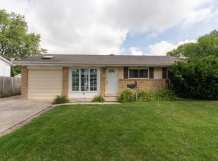 116 E Montana Ave, Glendale Heights, IL 60139