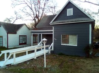 514 E Sears St, Denison, TX 75021