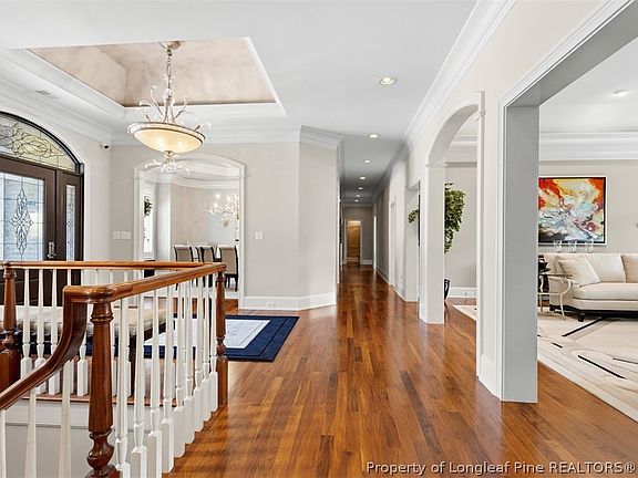3rd image of 319 Birnam Dr