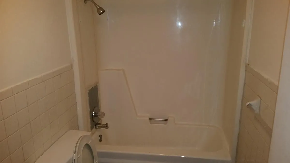2 bed, 1200 sqft, $950 — Photo 4