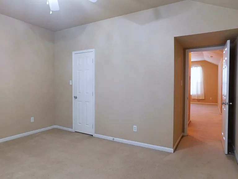 108 Red Bluff Dr — Photo 31