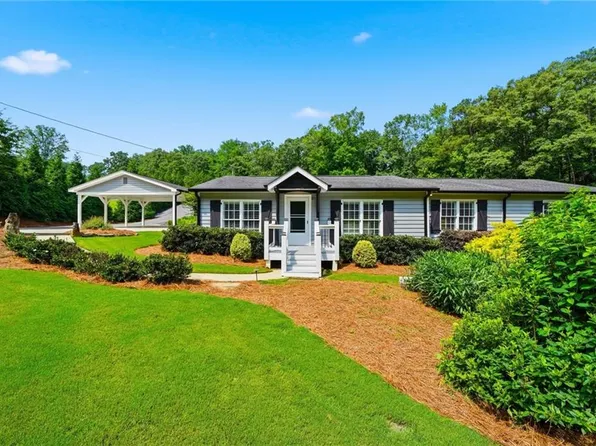 364 Holly St, Canton, GA 30114