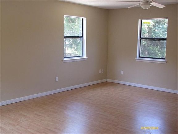 5th image of 4570 Oak Forest Dr