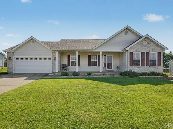 57 Dean Wells Ct, Warrenton, MO 63383