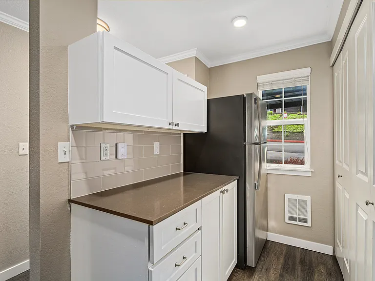 The Row Townhomes — Photo 8