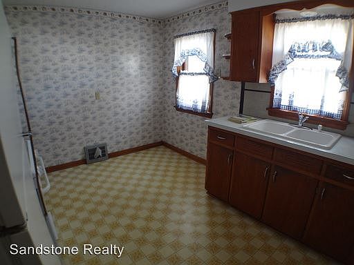 5th image of 1056 Highland Park Blvd