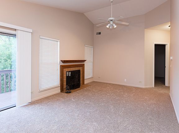 4th image of 1066 Woodhill Ct