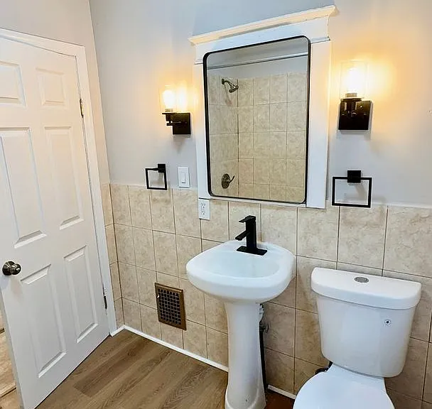 117 Browning Ave — Photo 15