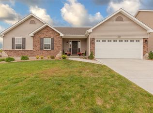 250 Huntsdale Dr, Wentzville, MO 63385