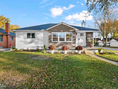 21129 Erben St, Saint Clair Shores, MI, 48081