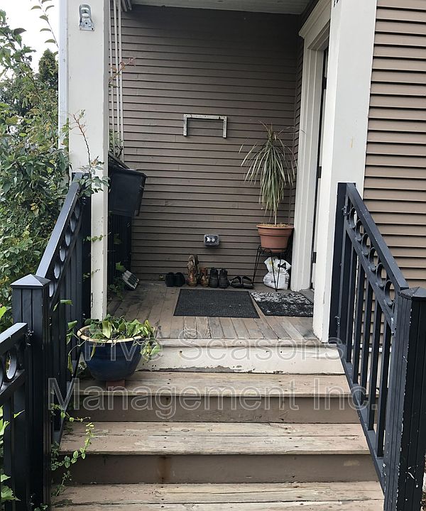 1st image of 10 Pearl St #12-A