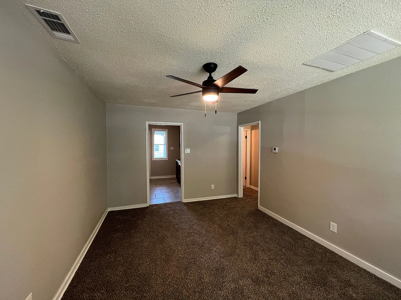 2983 Waynoka Ave — Photo 3