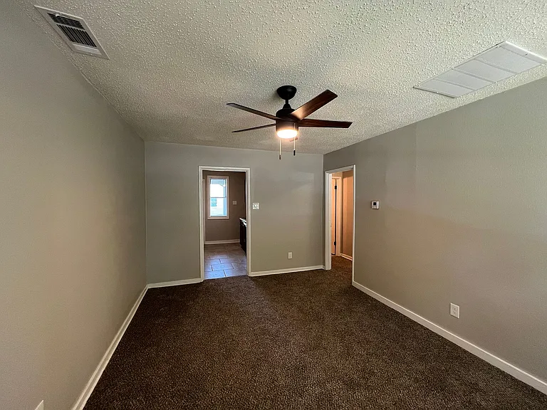 2983 Waynoka Ave — Photo 9