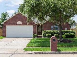 1319 S Teal Estates Cir, Fresno, TX 77545